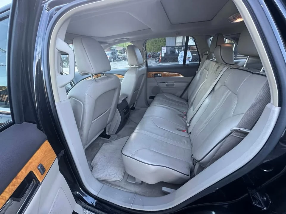2011 Lincoln MKX - Image 4 of 5