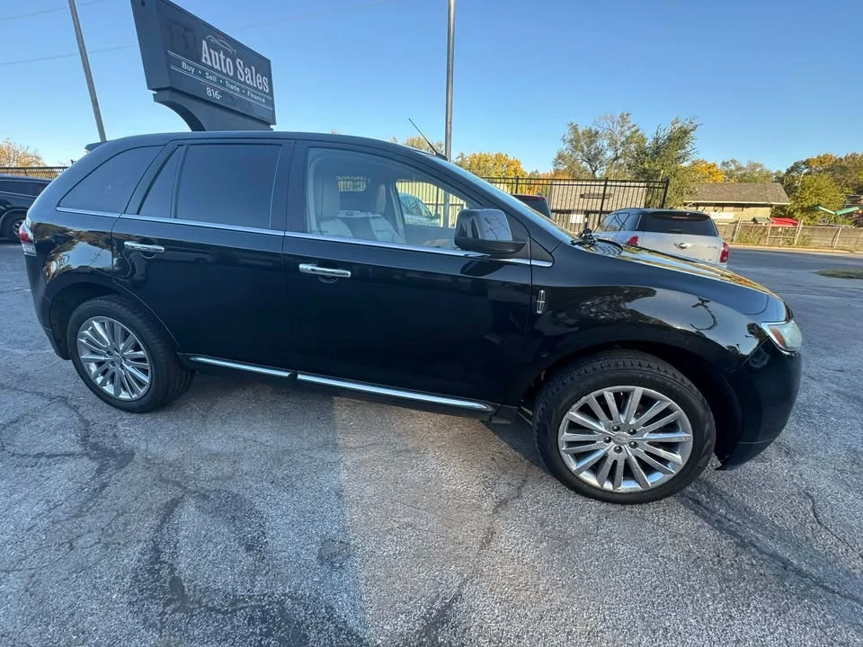 2011 Lincoln MKX - Image 2 of 5