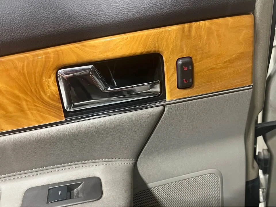 2011 Lincoln MKX - Image 14 of 18