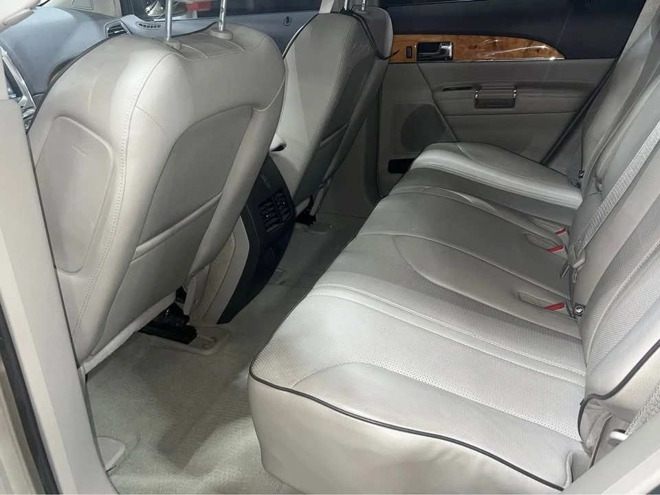 2011 Lincoln MKX - Image 15 of 18