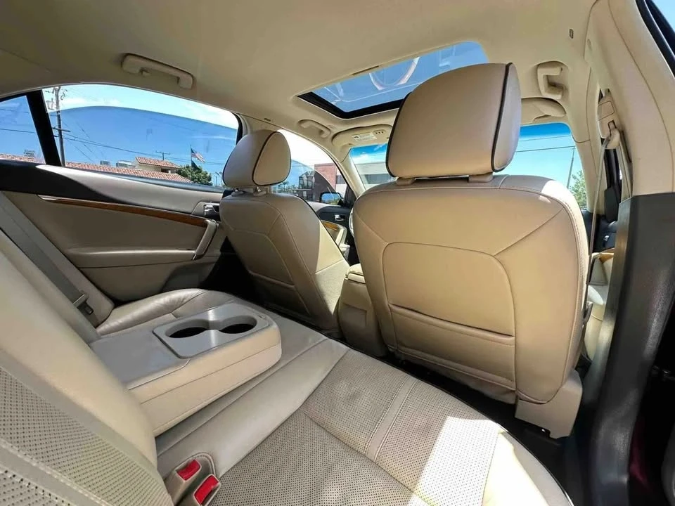 2011 Lincoln MKZ - Image 6 of 12