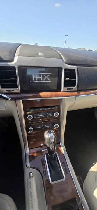 2011 Lincoln MKZ - Image 5 of 8