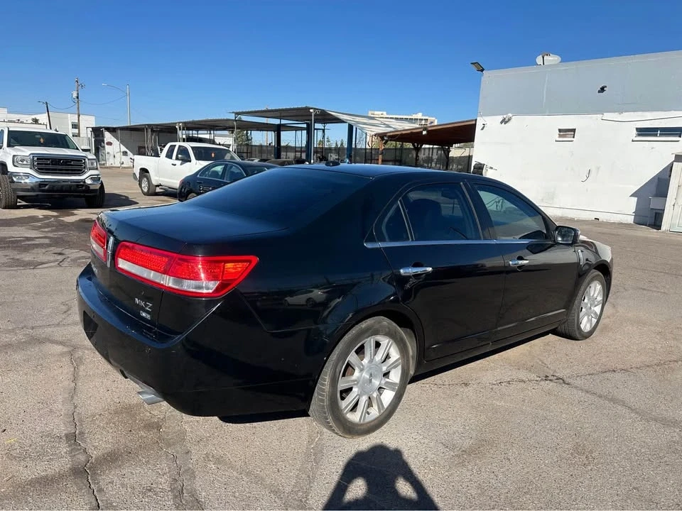 2011 Lincoln MKZ - Image 2 of 17