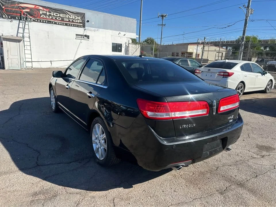 2011 Lincoln MKZ - Image 14 of 17