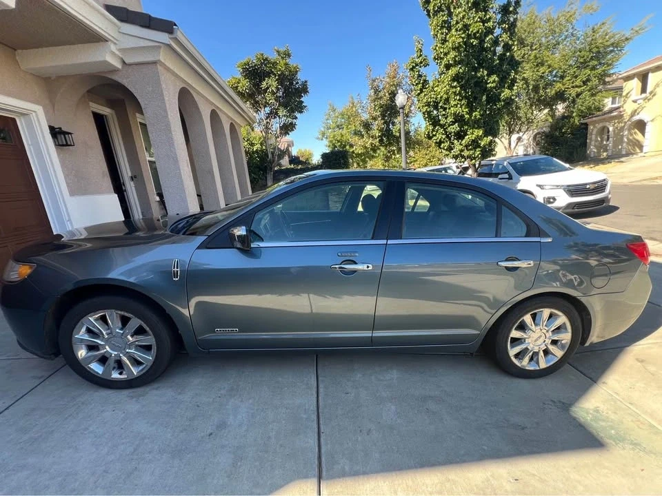 2011 Lincoln MKZ - Image 4 of 6