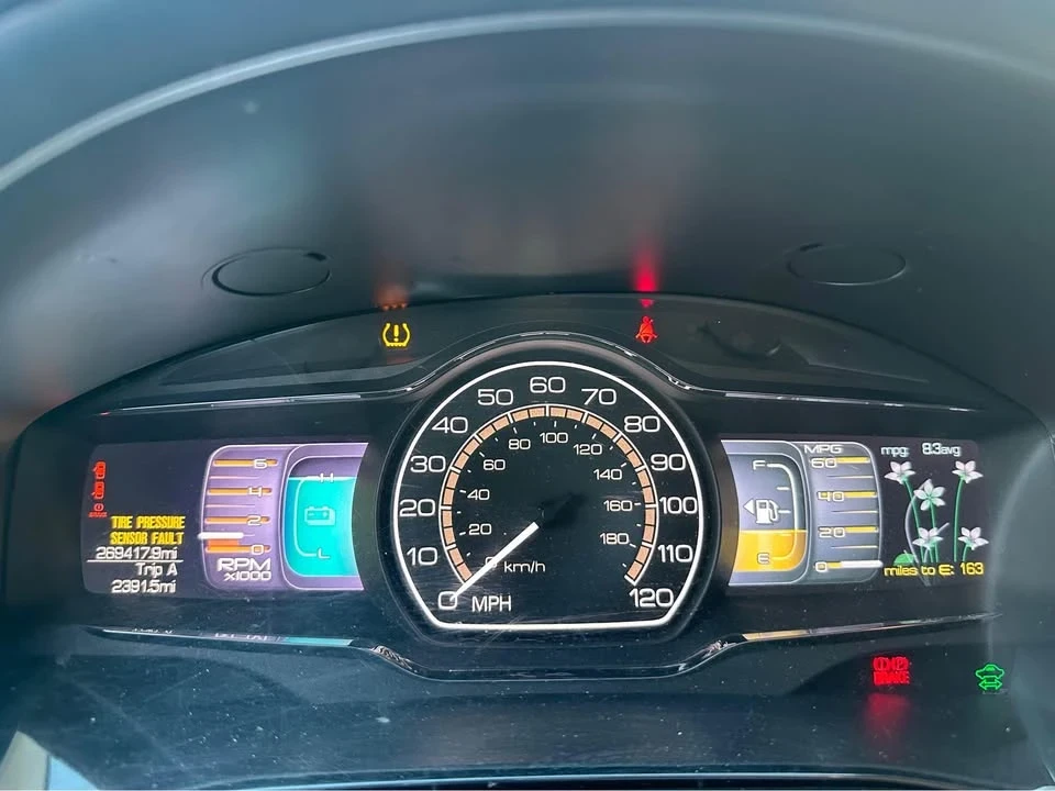 2011 Lincoln MKZ - Image 11 of 12