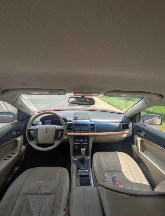 2011 Lincoln MKZ - Image 5 of 9