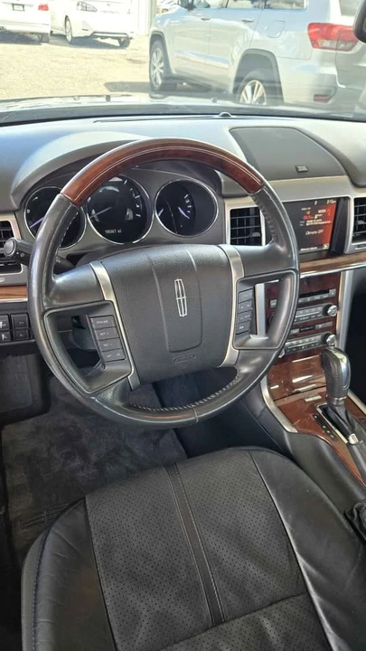 2011 Lincoln MKZ - Image 14 of 15
