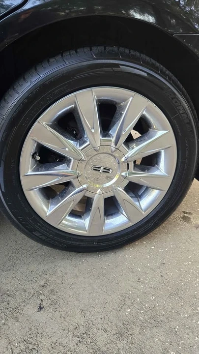 2011 Lincoln MKZ - Image 11 of 15