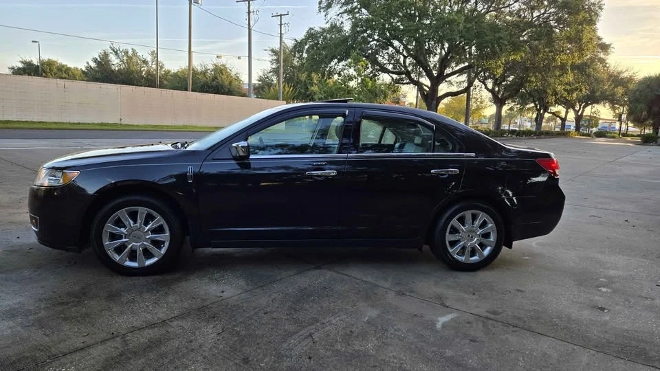 2011 Lincoln MKZ - Image 12 of 15