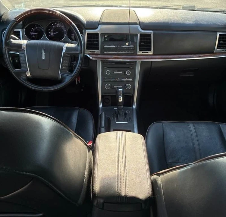 2011 Lincoln MKZ - Image 9 of 11