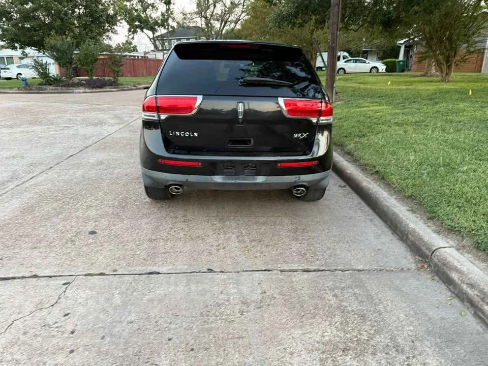 2011 Lincoln MKZ - Image 4 of 17