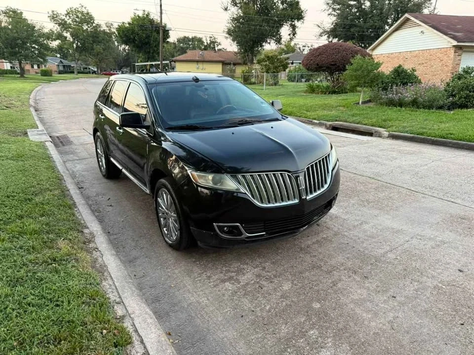 2011 Lincoln MKZ - Image 15 of 17