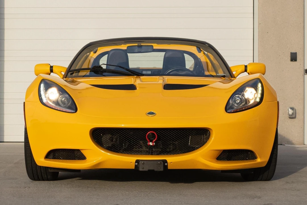 2011 Lotus Elise Series 3 - Image 2 of 31