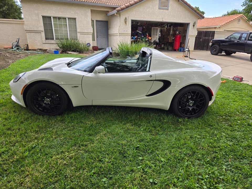 2011 Lotus Elise Series 3 - Image 10 of 31