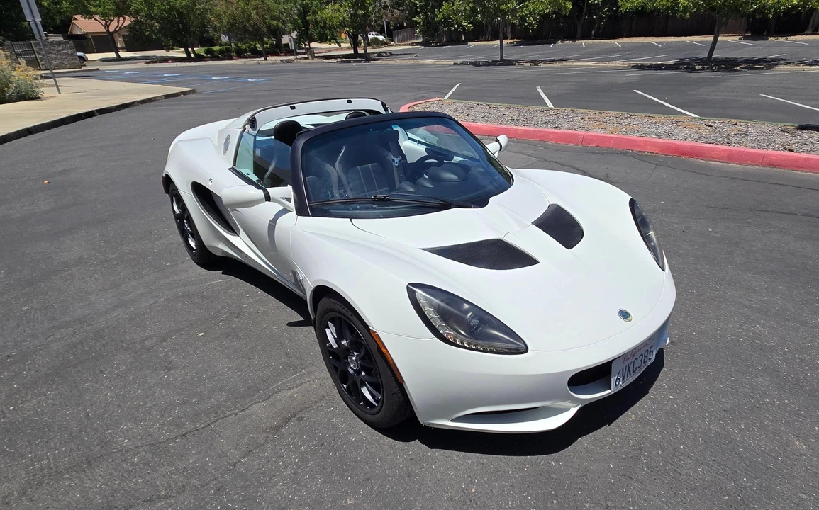 2011 Lotus Elise Series 3 - Image 16 of 31
