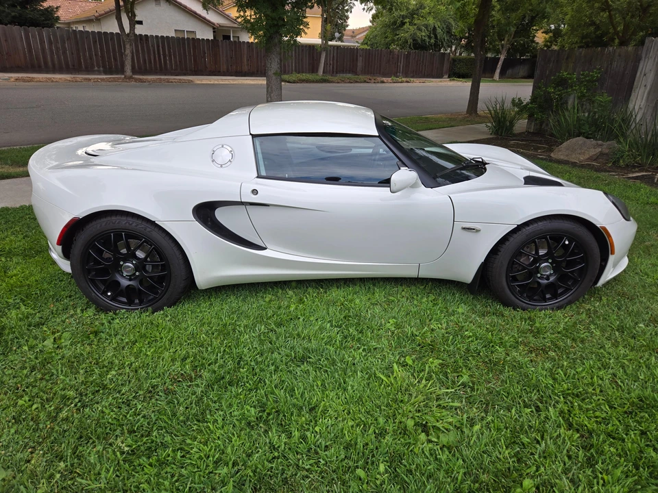 2011 Lotus Elise Series 3 - Image 29 of 31