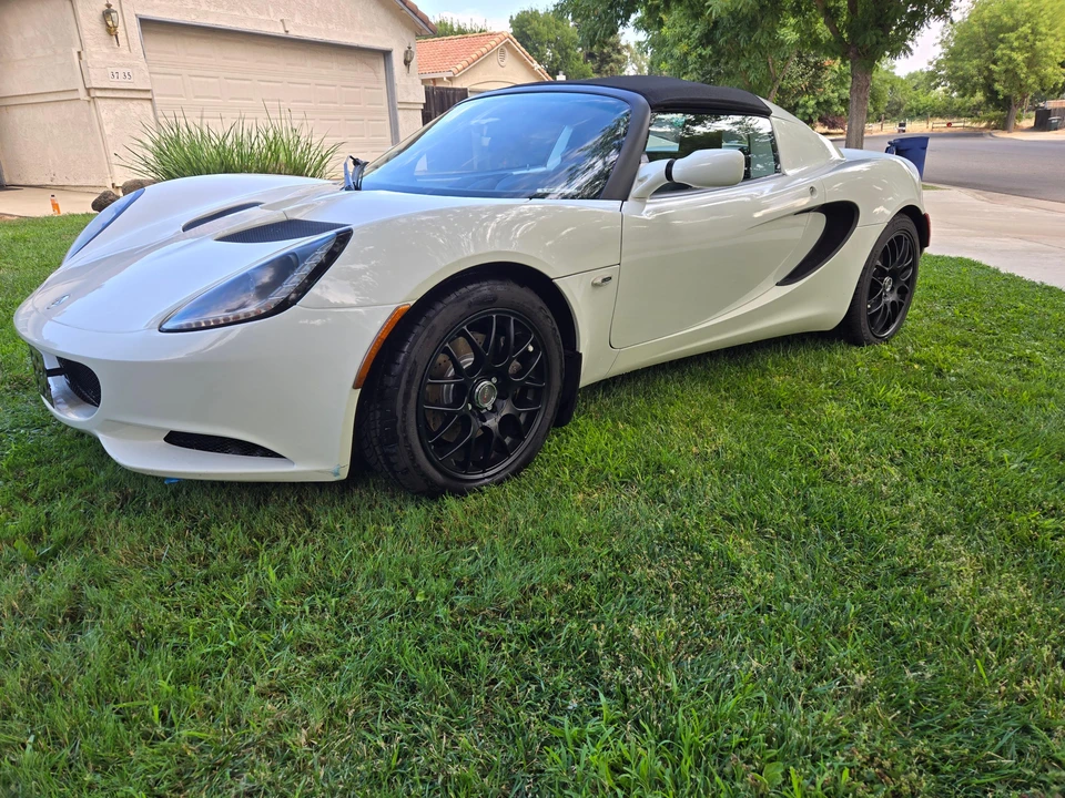 2011 Lotus Elise Series 3 - Image 17 of 31