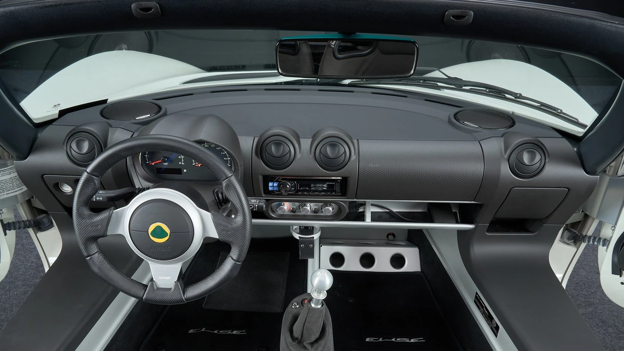 2011 Lotus Elise Series 3 - Image 10 of 16