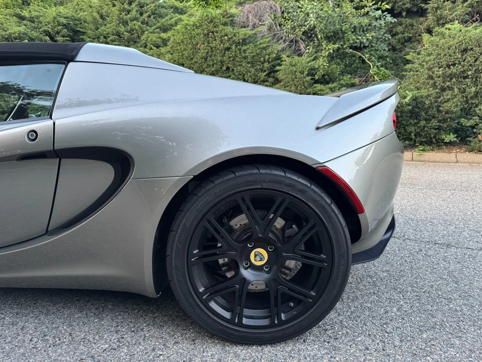2011 Lotus Elise Series 3 - Image 23 of 31