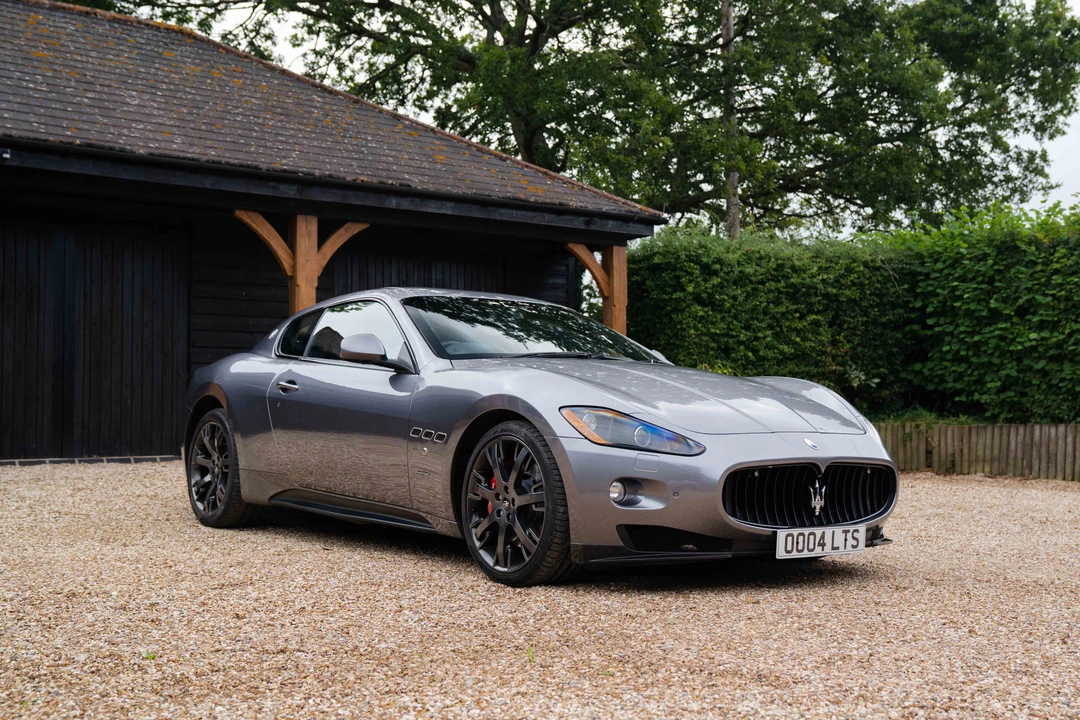 2011 Maserati GranTurismo 1st Gen - Image 15 of 31