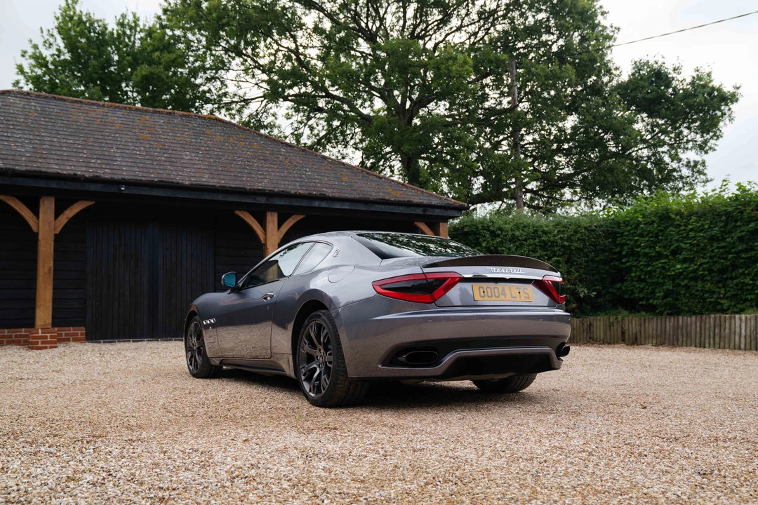 2011 Maserati GranTurismo 1st Gen - Image 27 of 31