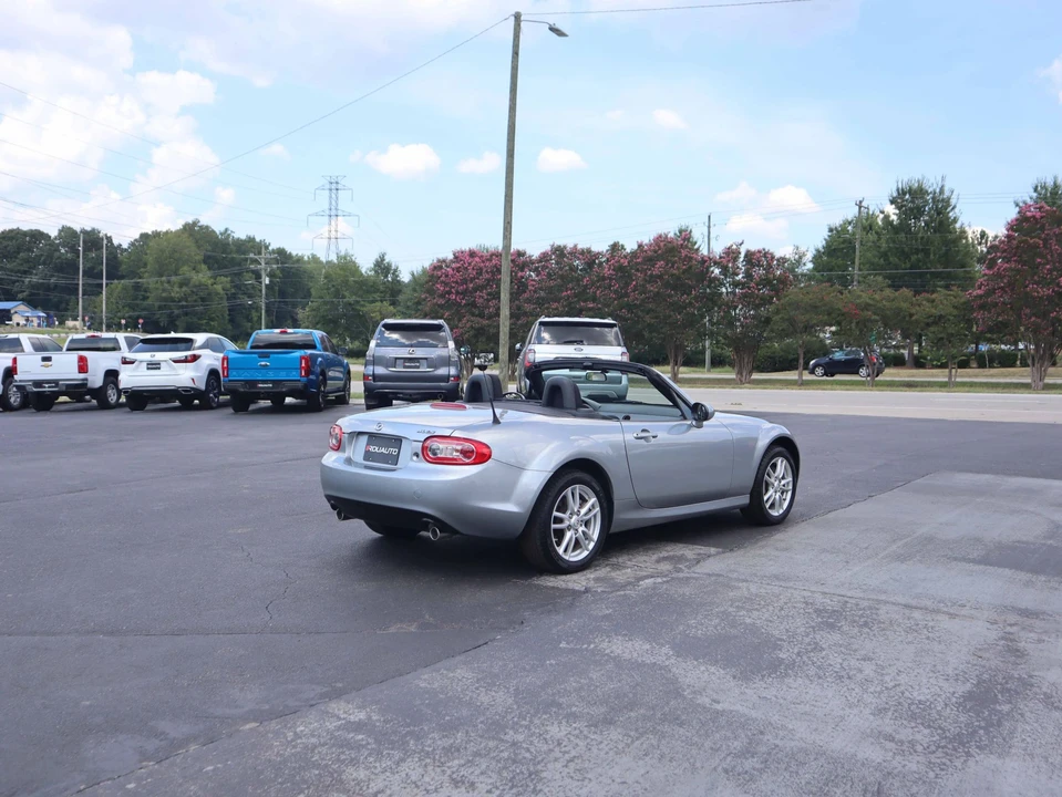 2011 Mazda NC MX-5 Miata - Image 25 of 31