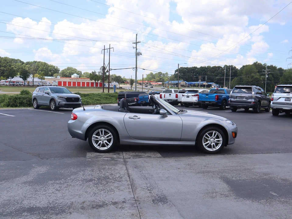 2011 Mazda NC MX-5 Miata - Image 27 of 31