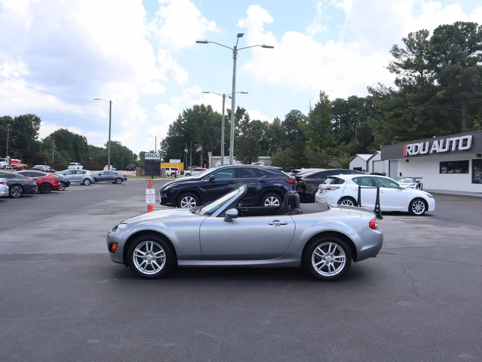 2011 Mazda NC MX-5 Miata - Image 8 of 31