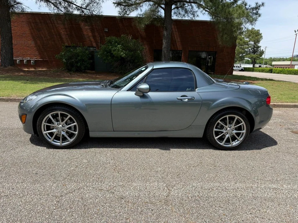 2011 Mazda NC MX-5 Miata - Image 2 of 19