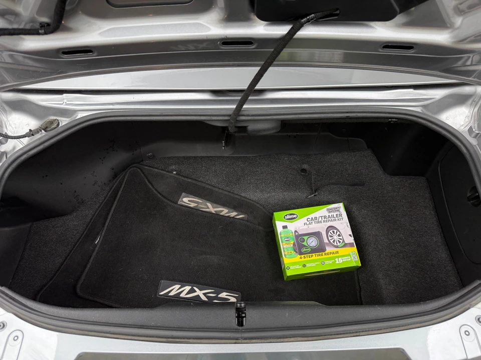 2011 Mazda NC MX-5 Miata - Image 3 of 31