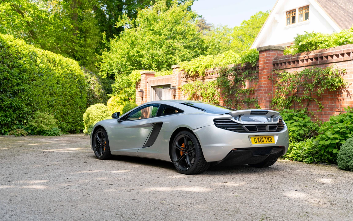 2011 McLaren MP4-12C - Image 3 of 31