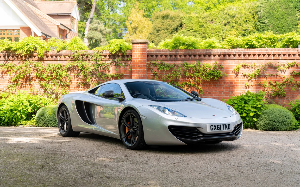 2011 McLaren MP4-12C - Image 6 of 31