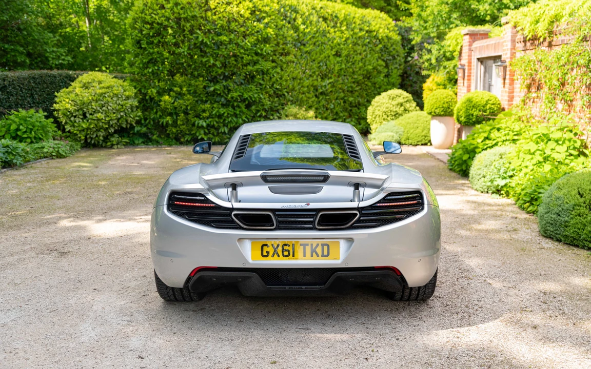 2011 McLaren MP4-12C - Image 13 of 31