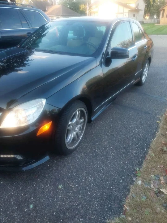 2011 Mercedes-Benz W212 E-Class - Image 3 of 10