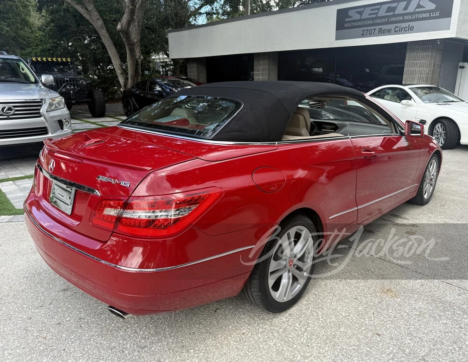 2011 Mercedes-Benz C207/A207 E-Class Coupe & Convertible - Image 11 of 18