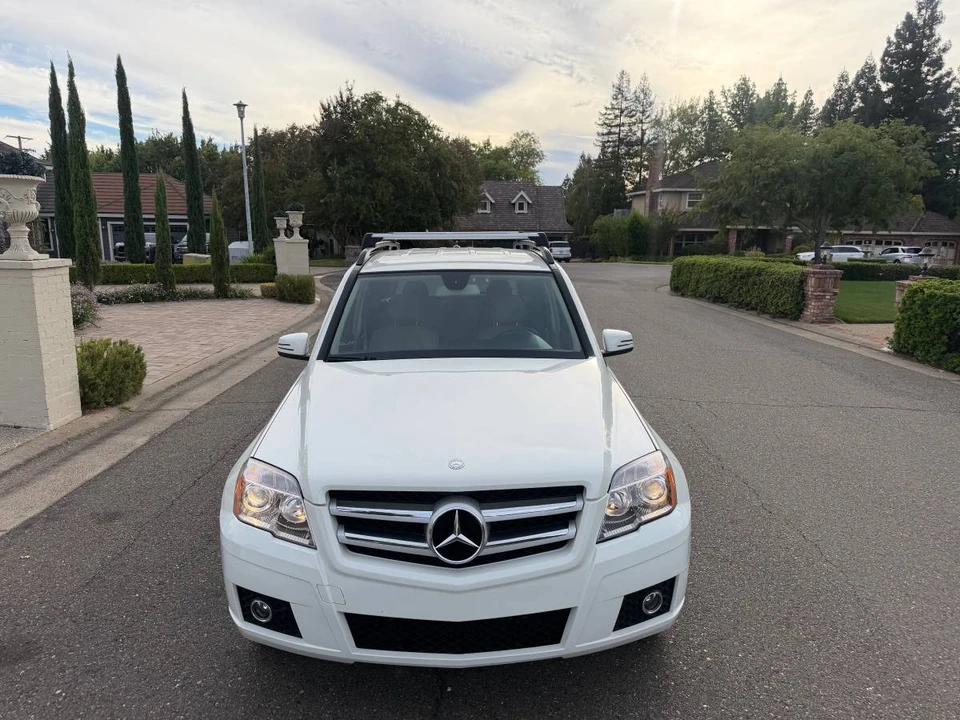 2011 Mercedes-Benz GLK-Class - Image 8 of 11