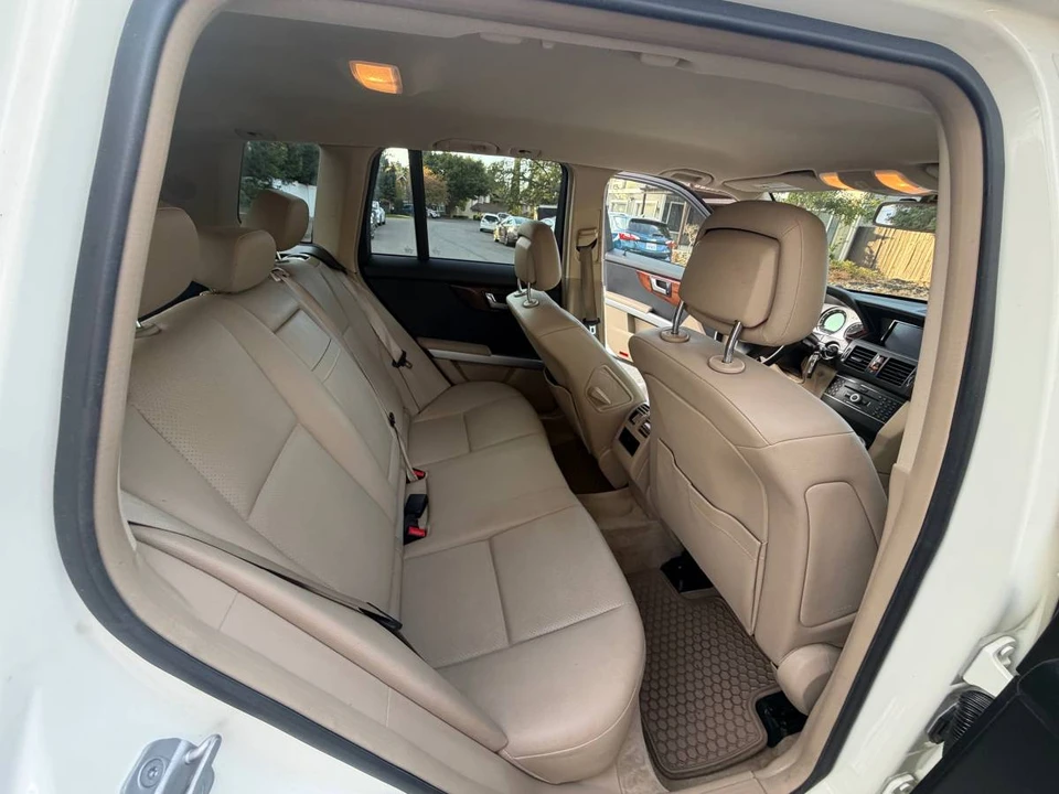 2011 Mercedes-Benz GLK-Class - Image 12 of 13