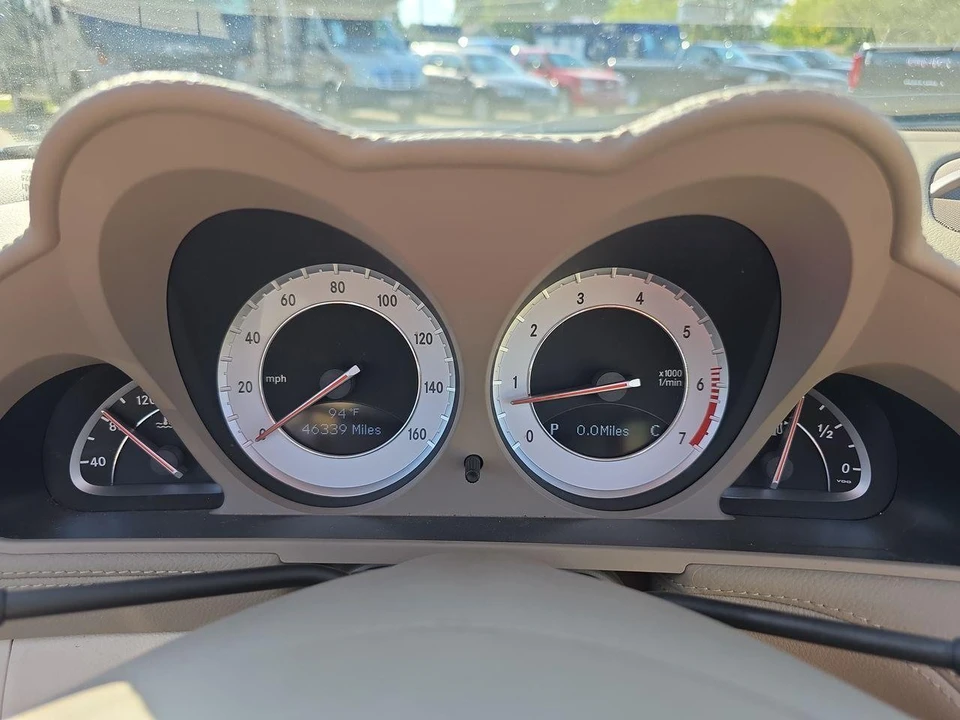 2011 Mercedes-Benz R230 SL-Class - Image 11 of 12