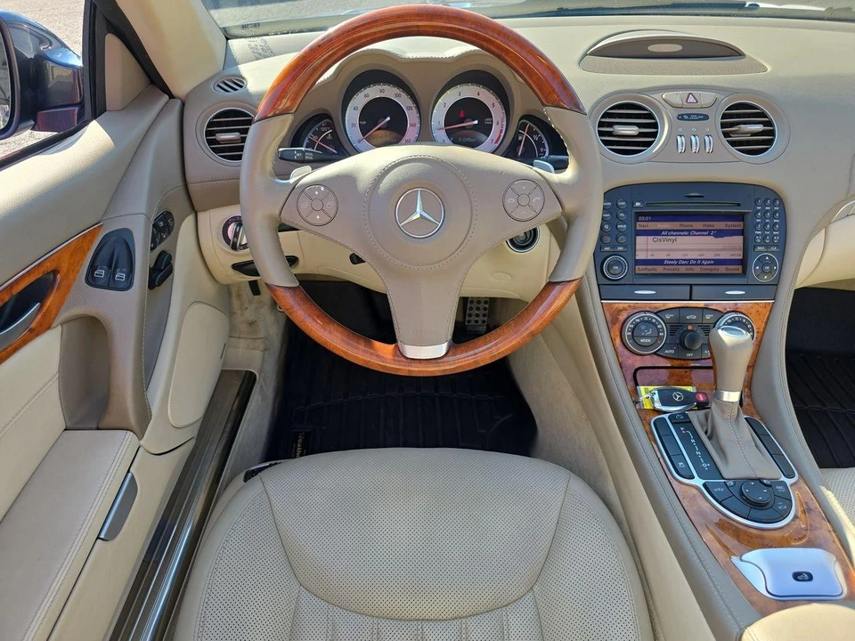2011 Mercedes-Benz R230 SL-Class - Image 6 of 12