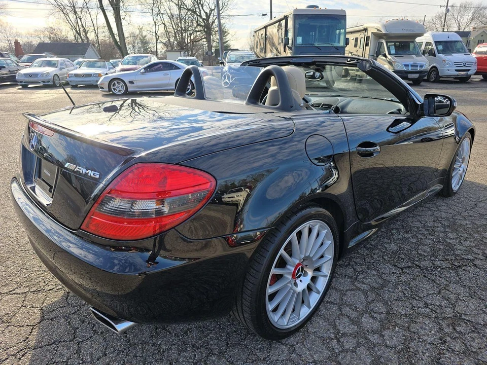 2011 Mercedes-Benz - Image 2 of 31