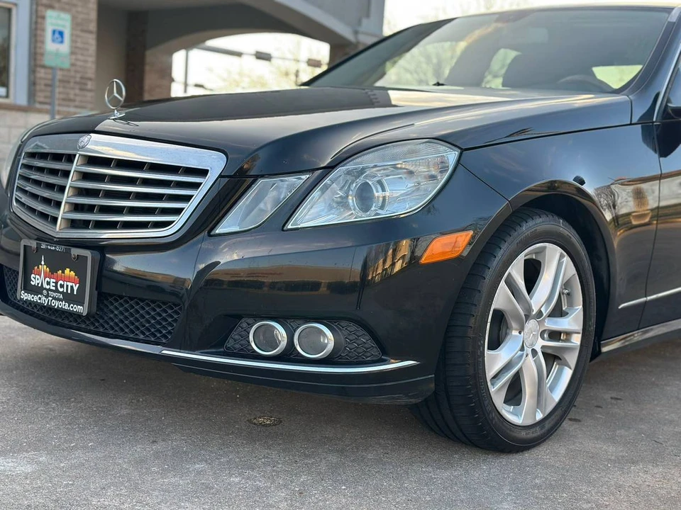 2011 Mercedes-Benz W212 E-Class - Image 11 of 24