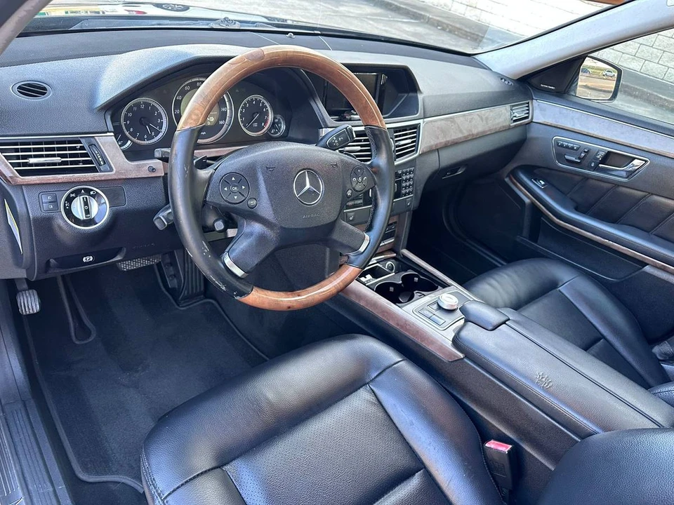 2011 Mercedes-Benz W212 E-Class - Image 20 of 24