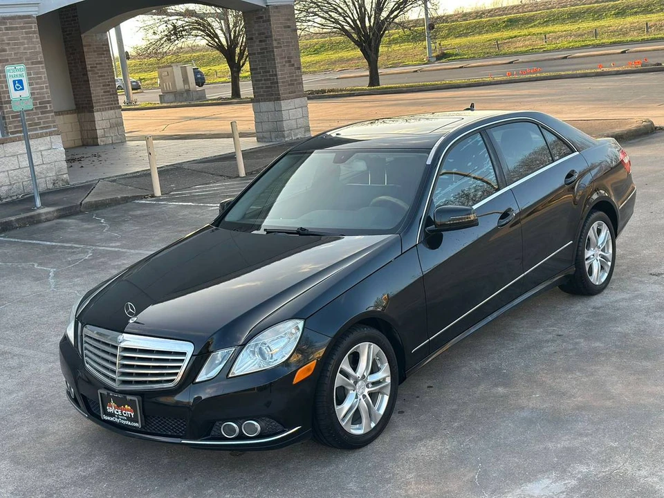 2011 Mercedes-Benz W212 E-Class - Image 9 of 24