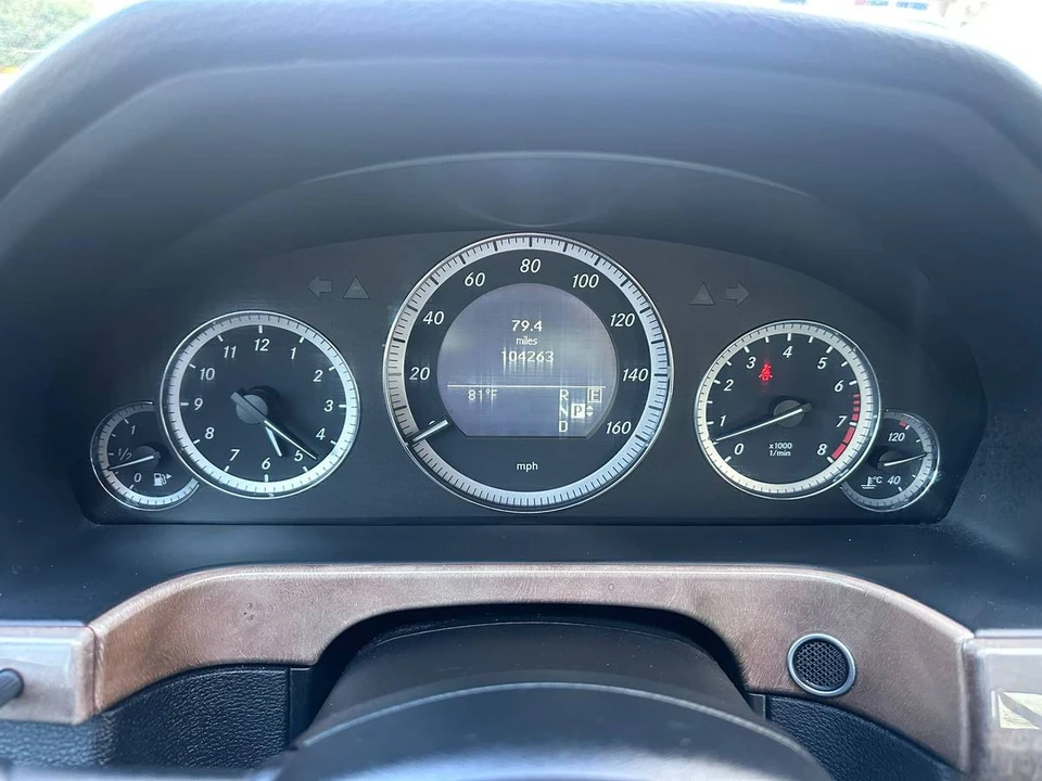 2011 Mercedes-Benz W212 E-Class - Image 22 of 24