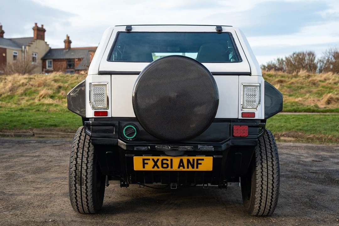 2011 Hummer - Image 11 of 30