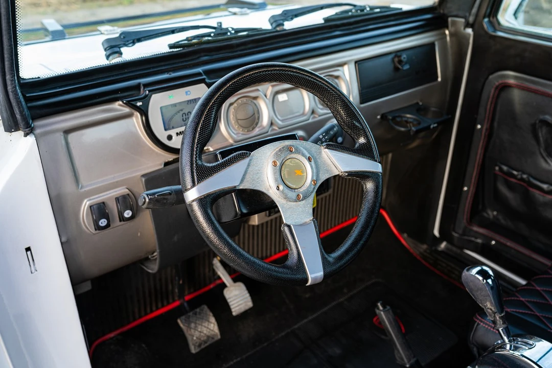 2011 Hummer - Image 19 of 30