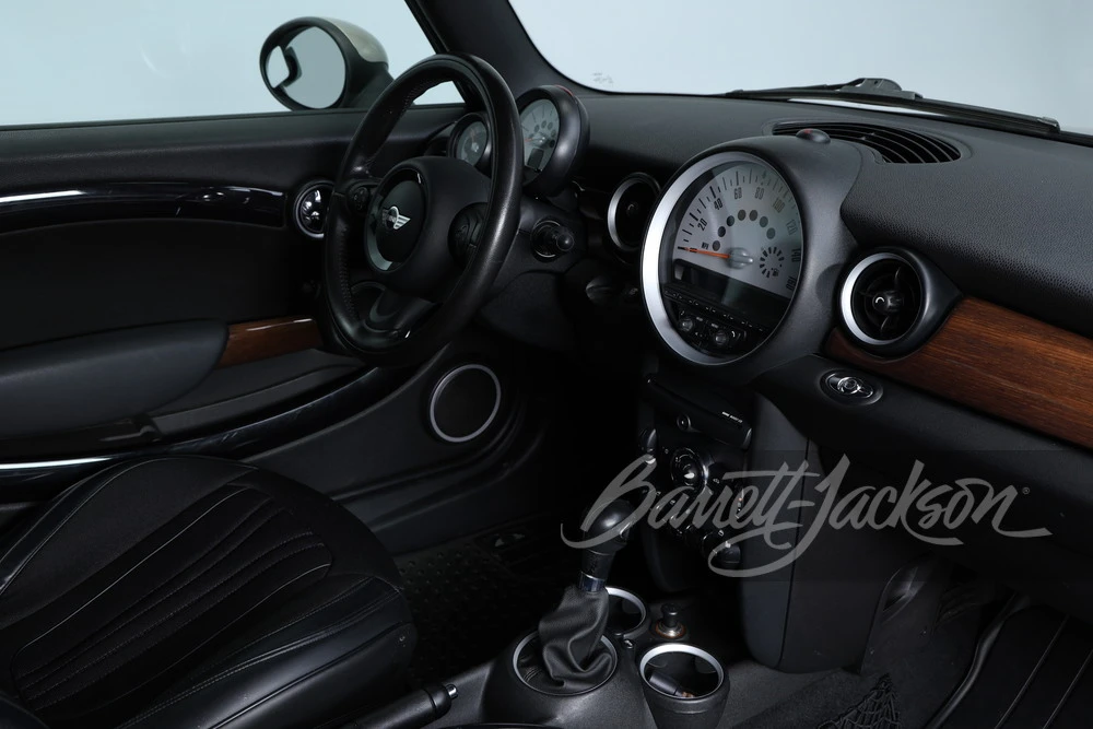 2011 Mini Mini 2nd Gen - Image 4 of 5