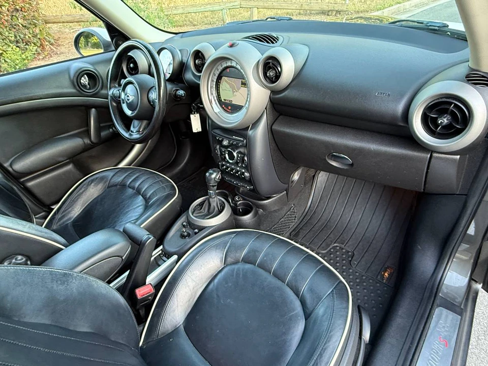 2011 Mini Countryman 1st Gen - Image 12 of 24
