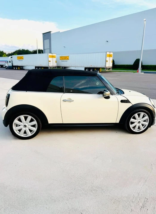 2011 Mini Mini 2nd Gen - Image 5 of 12